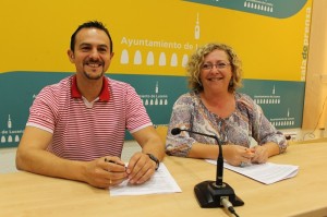 concejales de Juventud, Toñi Jiménez, e Innovación y Desarrollo Local, Manuel Lara.