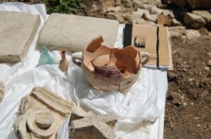 Restos de la nueva necrópolis de Torreparedones. 