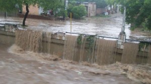 Desborde en La Cañada Enero 2012.