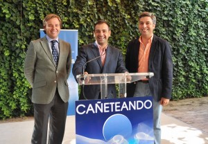 Esta actividad ha sido presentada por el alcalde del municipio, Félix Romero, y el portavoz del Gobierno provincial, Andrés Lorite.