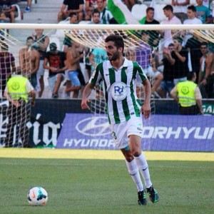 Fran Cruz que ha renovado pero se marcha cedido un año al Alcorcón.