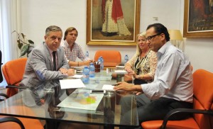 Reunión entre Salvador Fuentes y el representantes del sector joyero