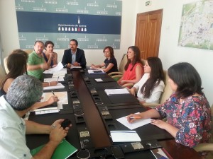 Reunión en el Ayuntamiento de Lucena.
