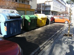 Contenedores para la recogida de residuos selectiva. 