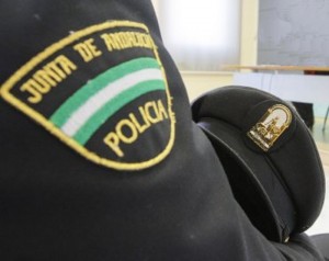 Agente de la Policía adscrita a la Junta de Andalucía. 