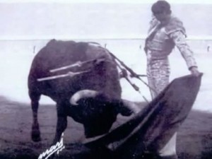 Manolete en plena corrida.