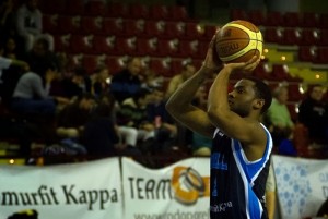 Adrian Bowie en un partido reciente. Foto: Comunicación Bball Córdoba.