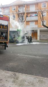 Incendio en autobús de Aucorsa. / Foto: Facebook (J.Domínguez).