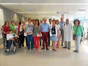 Profesionales sanitarios y miembros de asociaciones durante un encuentro celebrado recientemente.