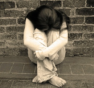 Dos tercios de los pobres del mundo son mujeres y también dos tercios de la población sin estudios son mujeres.