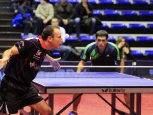 Carlos Machado en lance del partido. Foto: Cajasur Priego