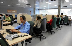 Operadores de Salud Responde.