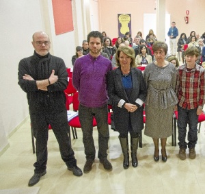 Premiados con la delegada de Educación, Manuela Gómez y con la Alcaldesa de Moriles, Francisca Carmona