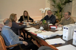 El jurado deliberando. 