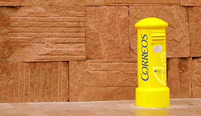 Correos alerta a los ciudadanos de un intento de fraude por Internet que utiliza su nombre e imagen