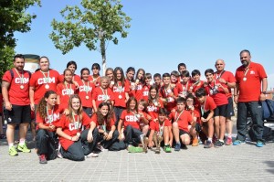 Ambos conjuntos con sus medallas. Foto: Cajasur  Córdoba BM