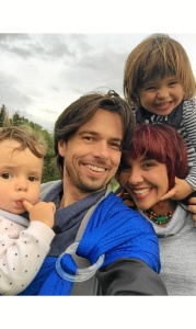 Gloria Herrera con su familia