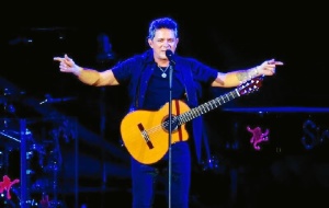 El cantante hizo disfrutar de lo lindo a todo el público cordobés.