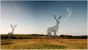 Existen otras muchas formas de camuflar las torres, como esta en forma de reno. / Foto: http://www.mymodernmet.com/profiles/blogs/design-depot-deer-shaped-electrical-towers
