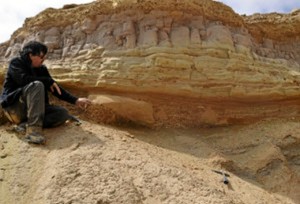 El campo de estudio de Manuel se centra en tsunamis e inundaciones.