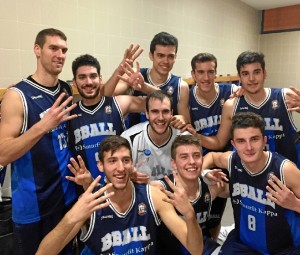 El Bball celebrando una de sus últimas victorias.