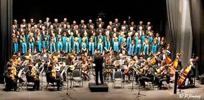 Ceden el antiguo colegio Los Azahares al Centro Filarmónico Eduardo Lucena Ceden el antiguo colegio Los Azahares al Centro Filarmónico Eduardo Lucena