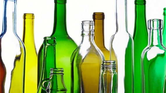 Un centenar de establecimiento de Pozoblanco comienza a reciclar vidrio
