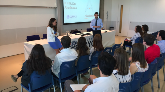 Loyola Andalucía presenta la II edición del programa Akademia You Project