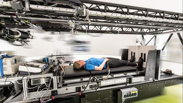 Un grupo de científicos busca a voluntarios para que pasen 60 días tumbados