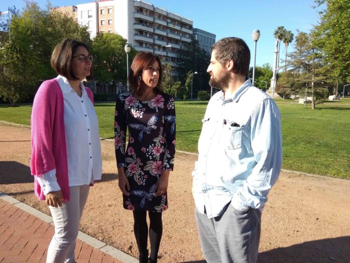 Unidas Podemos afirma que dotará de más ayudas al comercio de cercanía