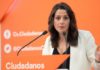 Éxito del primer acto de ‘Vamos de cañas con Inés Arrimadas’