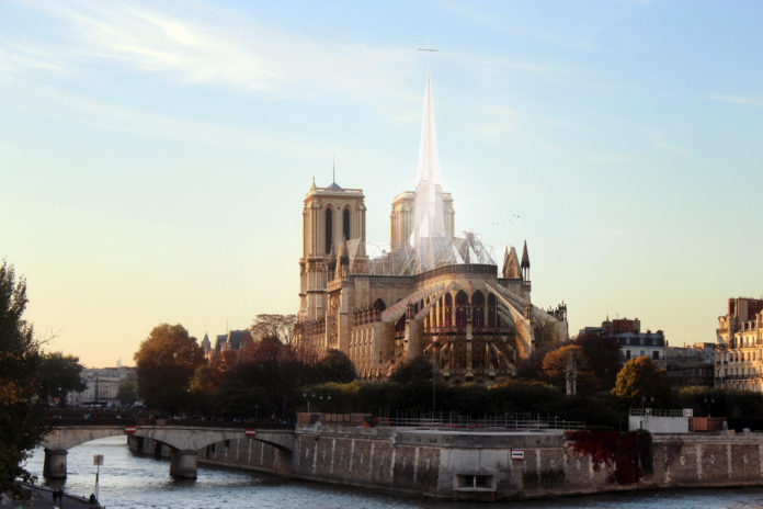 Arquitectos cordobeses de POA Estudio plantean una rehabilitación de Notre-Dame a base de vidrio