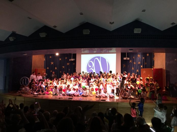 La Salle muestra la vida de su fundador San Juan Bautista de La Salle a través del musical “Estrellas”