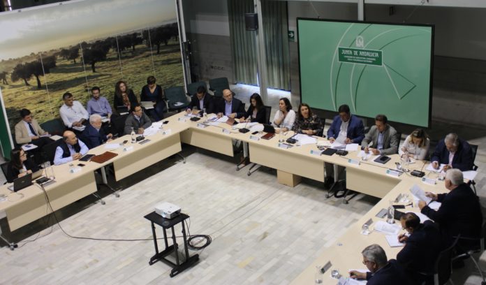 Crespo resalta que por vez primera se da voz a los interlocutores agrarios desde la fase de diagnóstico en la elaboración de un Plan