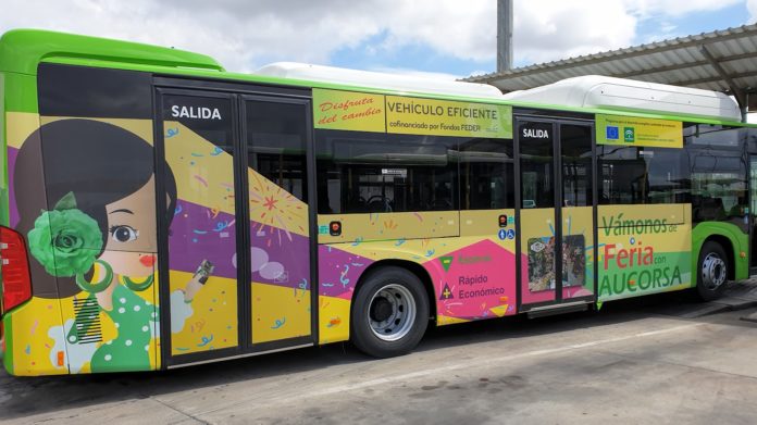 AUCORSA pone en servicio nuevos autobuses híbridos propulsados por gas natural
