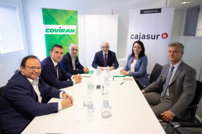Covirán y Cajasur firman un acuerdo destinado a sus socios y empleados