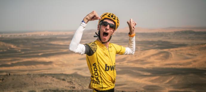 Alex Roca se convierte en la primera persona con parálisis cerebral en disputar la Titan Desert