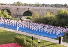 Histórica exhibición de Karate junto a la Torre de la Calahorra